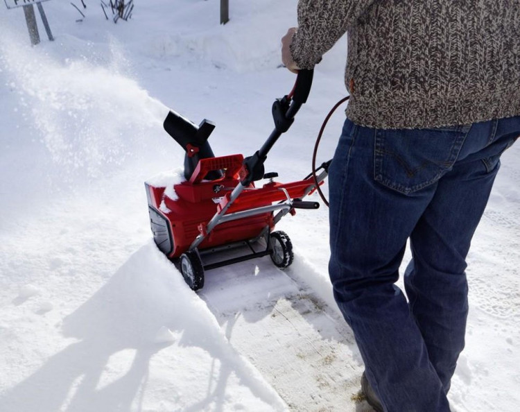 Снегоочиститель AL-KO SnowLine 46 E